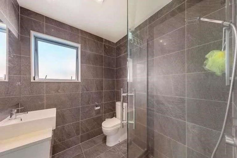 Photo of property in 13 Cahir Place, Flat Bush, Auckland, 2019