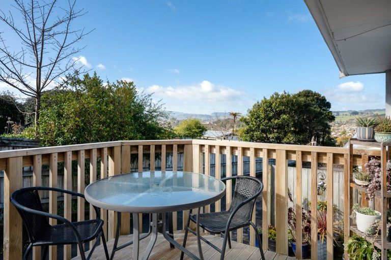 Photo of property in 15a Mountain Road, Western Heights, Rotorua, 3015
