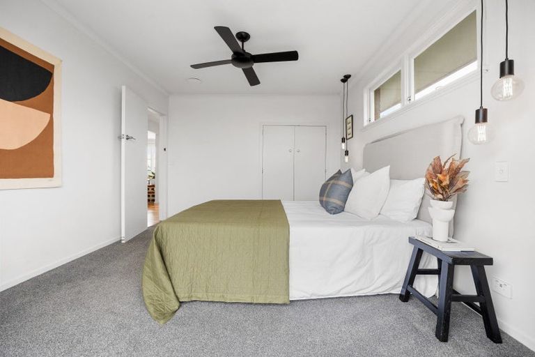 Photo of property in 11 Sandwich Road, St Andrews, Hamilton, 3200