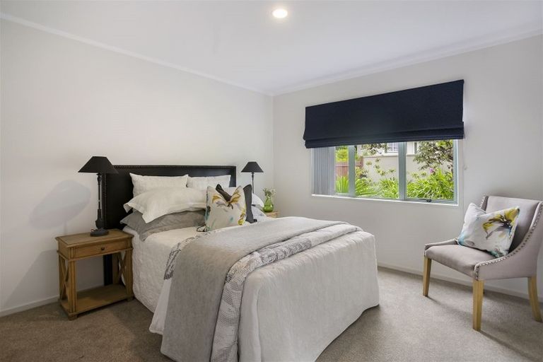 Photo of property in 24a Alexander Street, Cockle Bay, Auckland, 2014