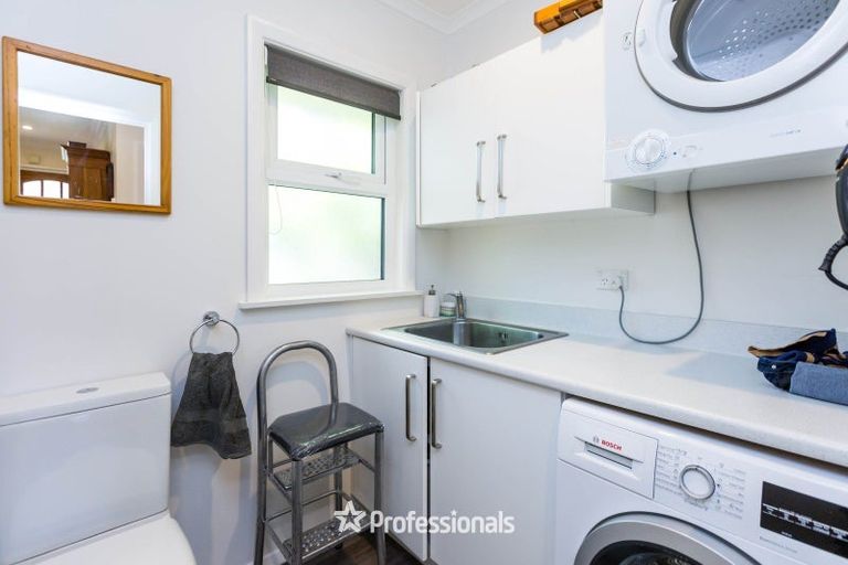 Photo of property in 37 Sunbrae Drive, Silverstream, Upper Hutt, 5019