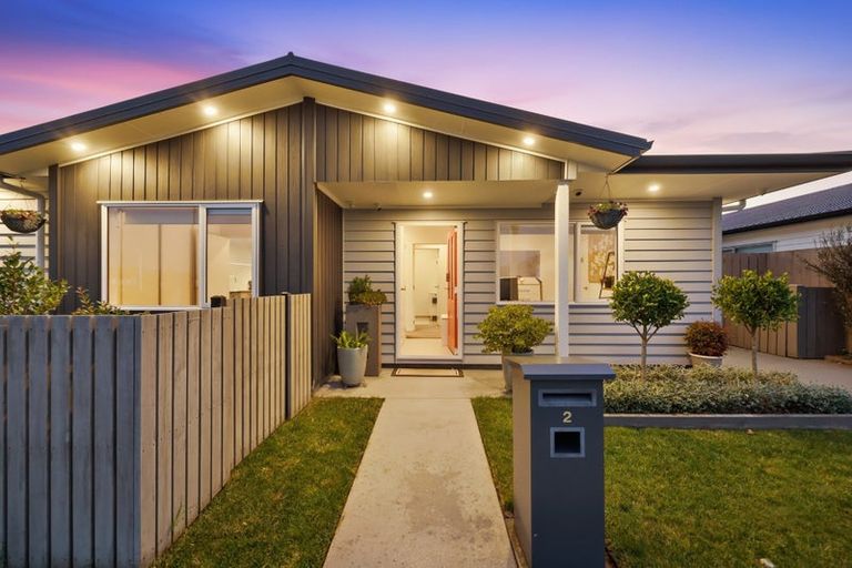 Photo of property in 2 Kutukutu Street, Takanini, 2112