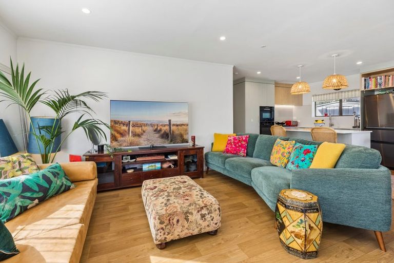Photo of property in 353a Oceanbeach Road, Mount Maunganui, 3116