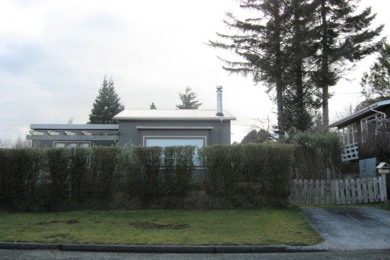 Photo of property in 2/36 Kohatu Parade, Wharewaka, Taupo, 3330