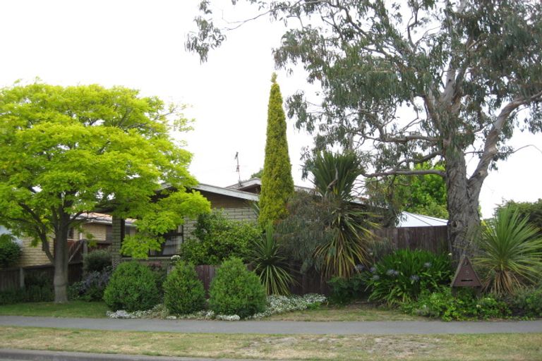 Photo of property in 5 Cowes Street, Avondale, Christchurch, 8061