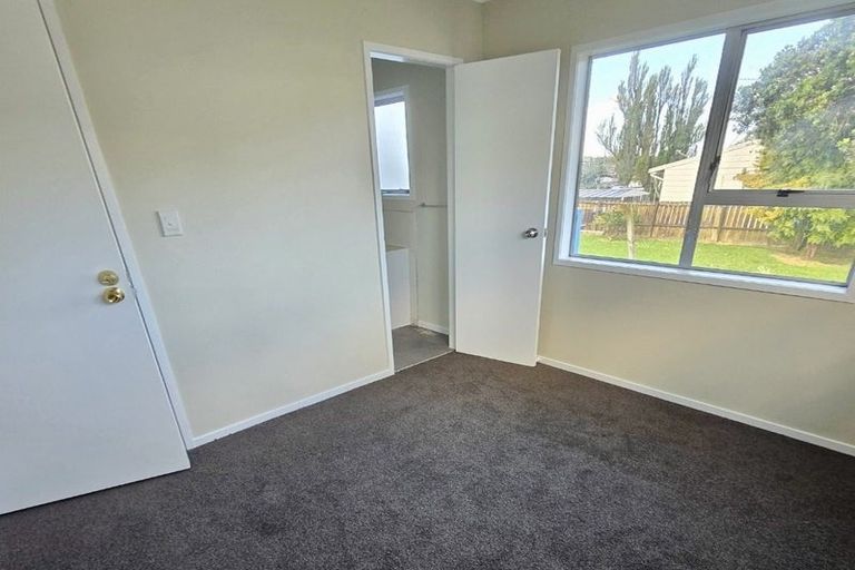 Photo of property in 52 Shifnal Drive, Randwick Park, Auckland, 2105