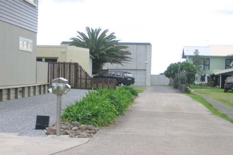 Photo of property in 218a Beverley Terrace, Whangamata, 3620