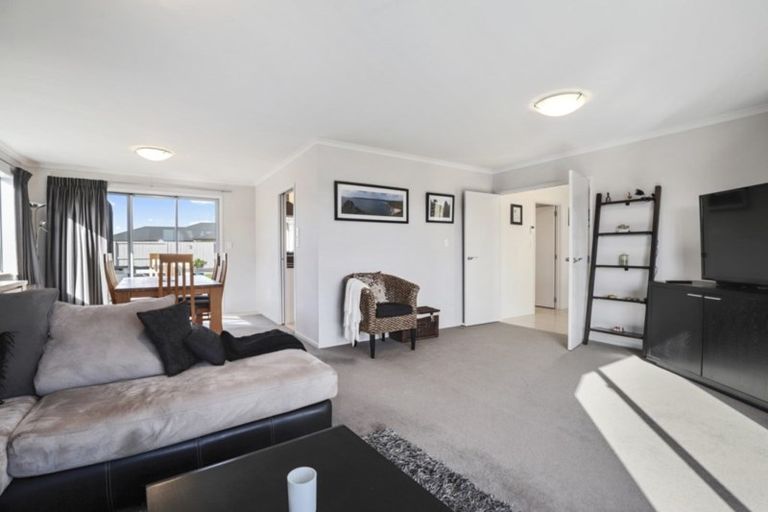 Photo of property in 16 Chesham Street, Rototuna North, Hamilton, 3210