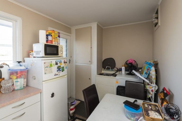 Photo of property in 2/89 Hills Road, Edgeware, Christchurch, 8013