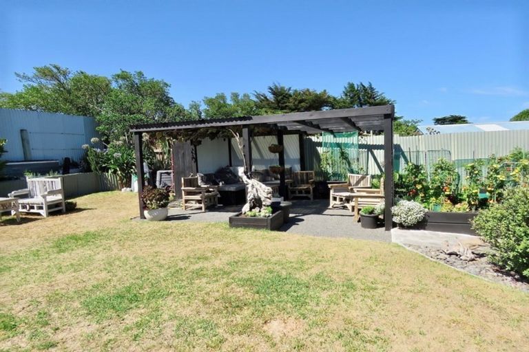 Photo of property in 5 Muapoko Street, Himatangi Beach, Foxton, 4891