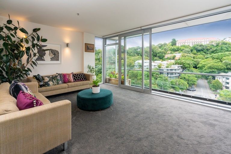 Photo of property in Montreaux Apartments, 8a/164 The Terrace, Wellington Central, Wellington, 6011