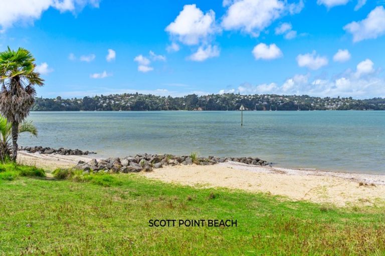 Photo of property in 54 Turret Lane, Hobsonville, Auckland, 0616