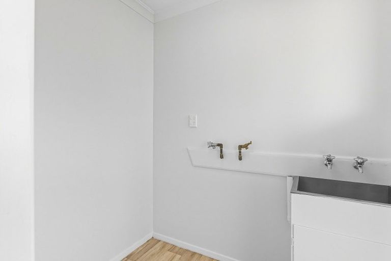 Photo of property in 4 Ross Street, Levin, 5510