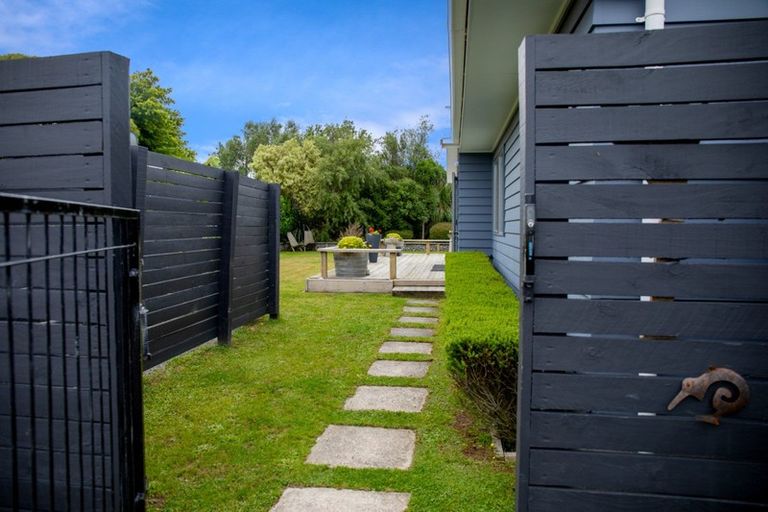 Photo of property in 11 Esther Street, Martinborough, 5711