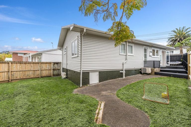 Photo of property in 36 Elliott Avenue, Bayview, Auckland, 0629