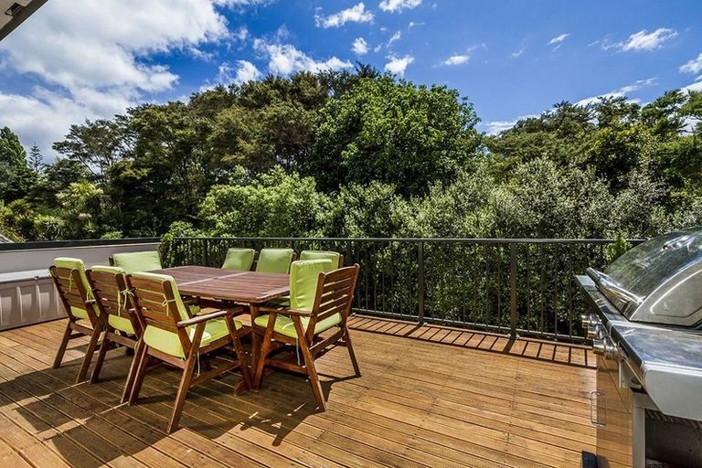Photo of property in 71a Gledstane Road, Stanmore Bay, Whangaparaoa, 0932