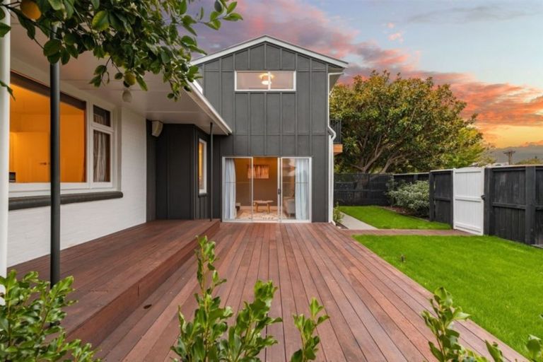 Photo of property in 43 Dunedin Street, Redwood, Christchurch, 8051