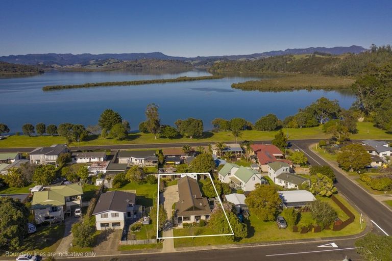 Photo of property in 72 Catherine Crescent, Whitianga, 3510