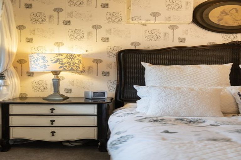 Photo of property in 94 Karewa Parade, Papamoa Beach, Papamoa, 3118