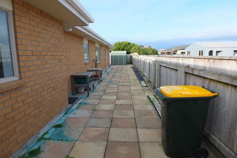 Photo of property in 6 Teppett Place, Foxton Beach, Foxton, 4815