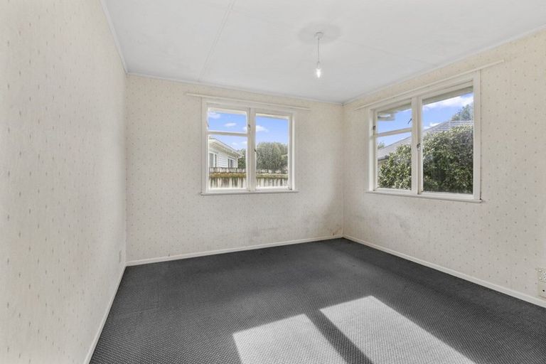 Photo of property in 2/352 Oxford Terrace, Avalon, Lower Hutt, 5011