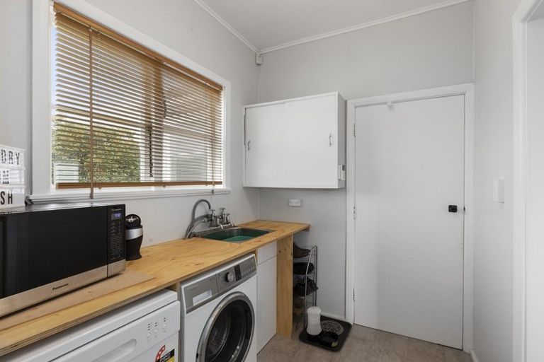 Photo of property in 51 Compton Crescent, Taita, Lower Hutt, 5011