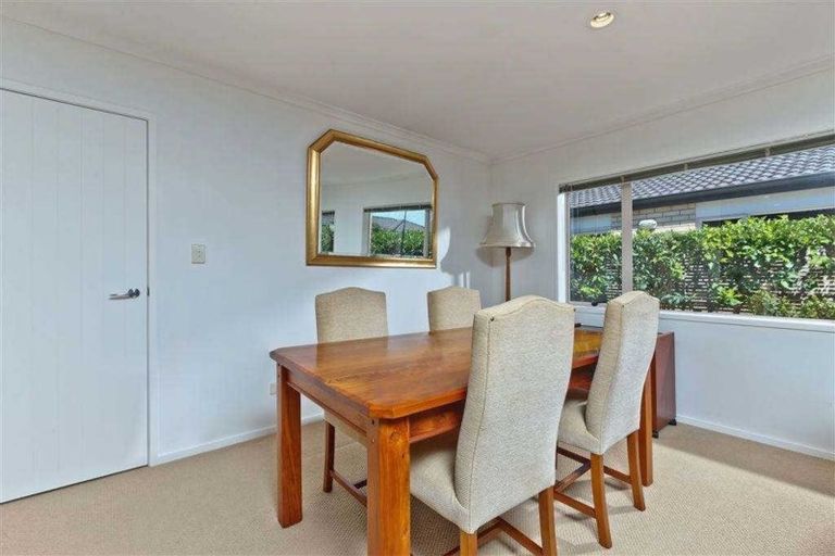 Photo of property in 2/14 Milton Road, Orewa, 0931