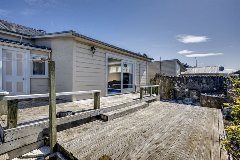 Photo of property in 705 Saint Aubyn Street West, Saint Leonards, Hastings, 4120