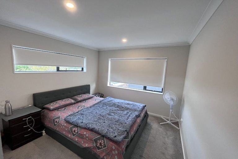 Photo of property in 8b Bunnythorpe Road, Papakura, 2110