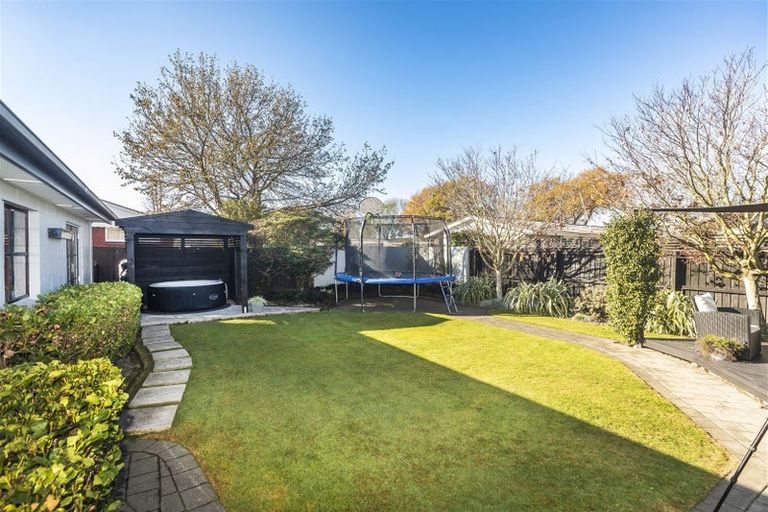 Photo of property in 4 Templetons Road, Hillmorton, Christchurch, 8025