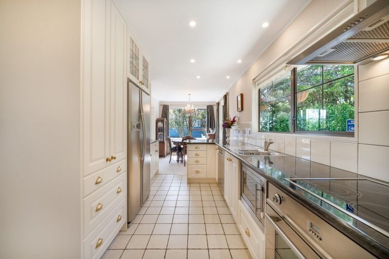 Photo of property in 8 Makatote Grove, Churton Park, Wellington, 6037