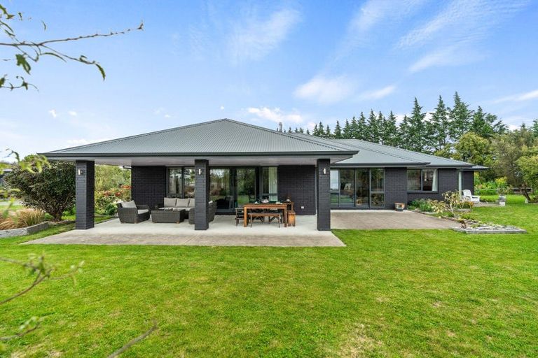 Photo of property in 32 Mill Grove, Clareville, Carterton, 5713