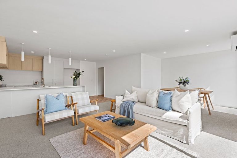 Photo of property in 27 Eccles Place, Halswell, 8025