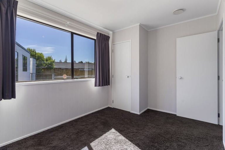 Photo of property in 144 Solar Road, Glen Eden, Auckland, 0602