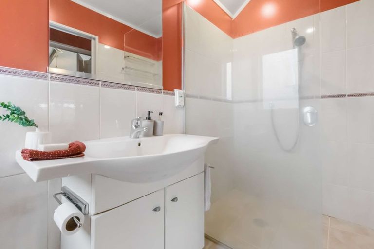 Photo of property in 17 Walford Drive, Lynmore, Rotorua, 3010