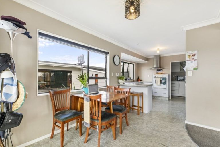 Photo of property in 8 Lily Way, Pyes Pa, Tauranga, 3112