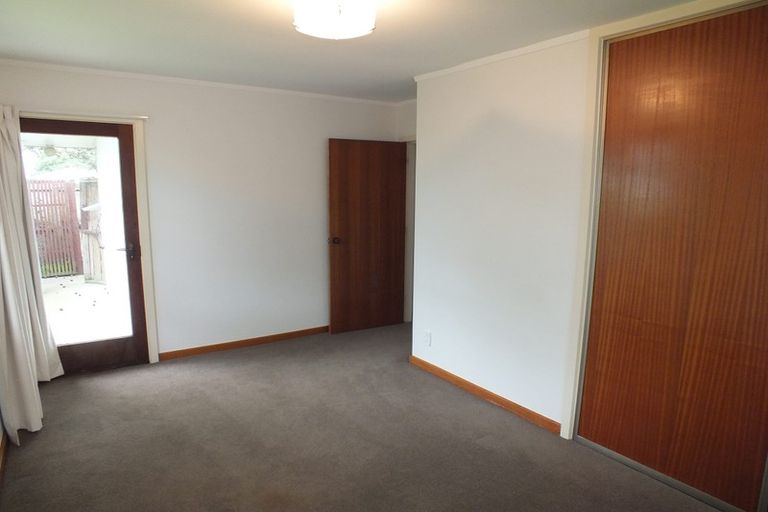 Photo of property in 2/26a Colligan Street, Upper Riccarton, Christchurch, 8041