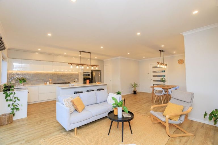 Photo of property in 6 Atherton Terrace, Churton Park, Wellington, 6037