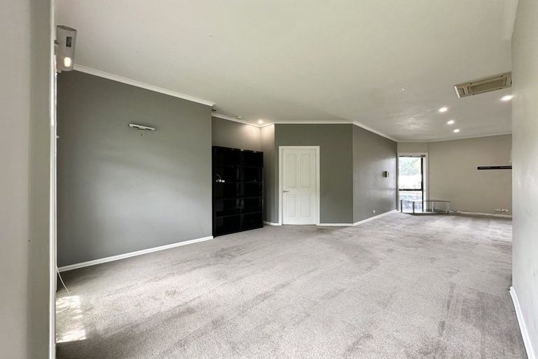 Photo of property in 11 Cottle Heath Close, Manor Park, Lower Hutt, 5019