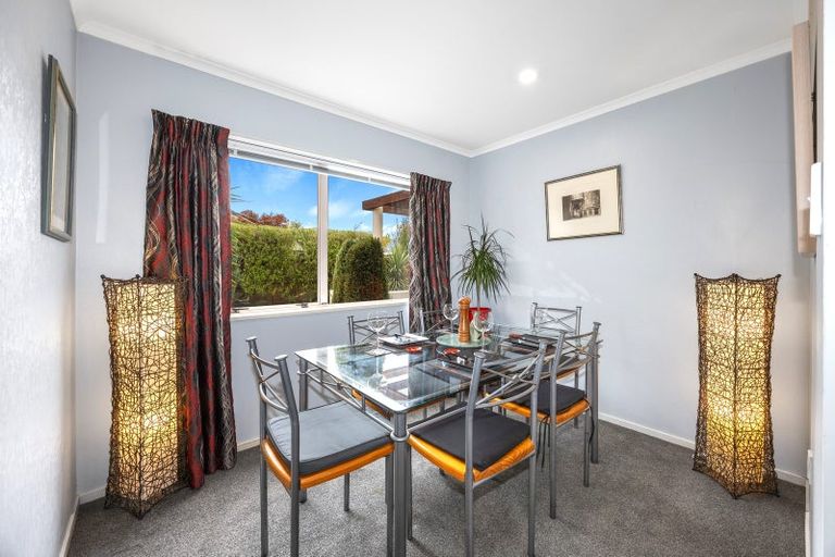 Photo of property in 27a Kedleston Drive, Avonhead, Christchurch, 8042