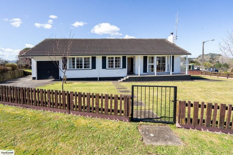 Photo of property in 16 Ruru Crescent, Putaruru, 3411