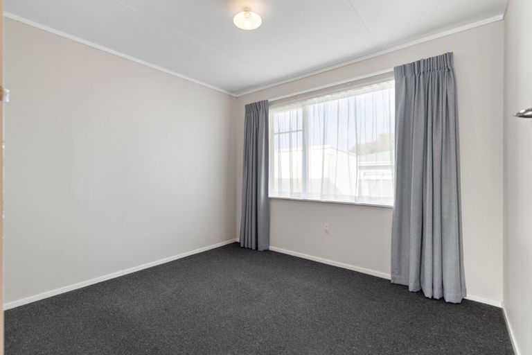 Photo of property in 19 Blenheim Place, Feilding, 4702