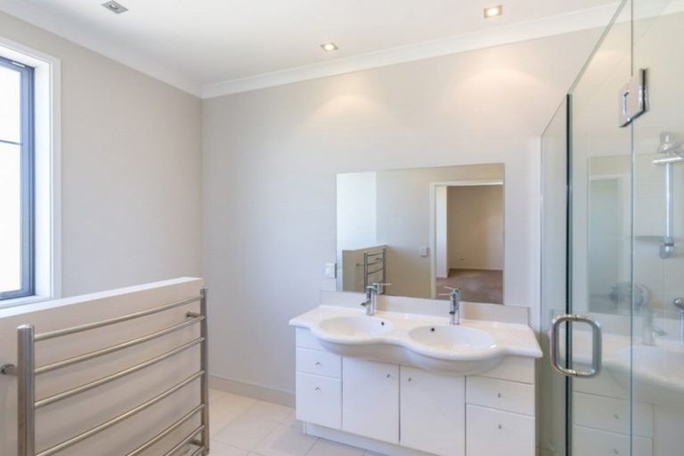 Photo of property in 38 Country Club Terrace, Northwood, Christchurch, 8051