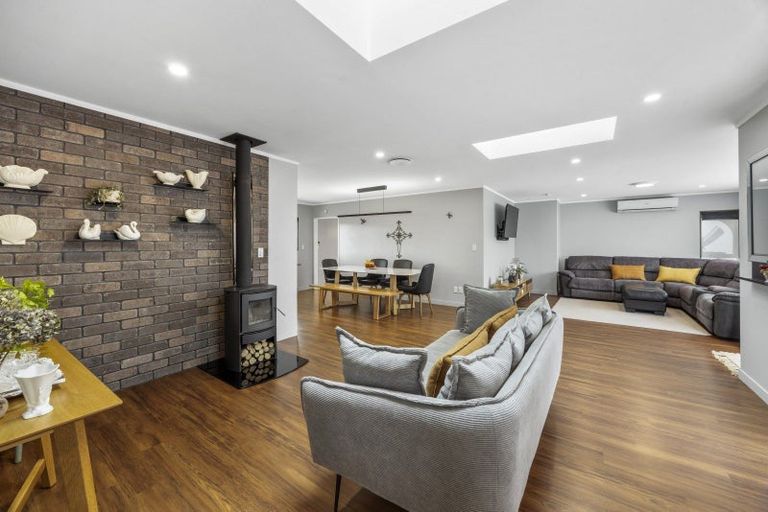 Photo of property in 7a Iwa-iti Street, Waitara, 4320