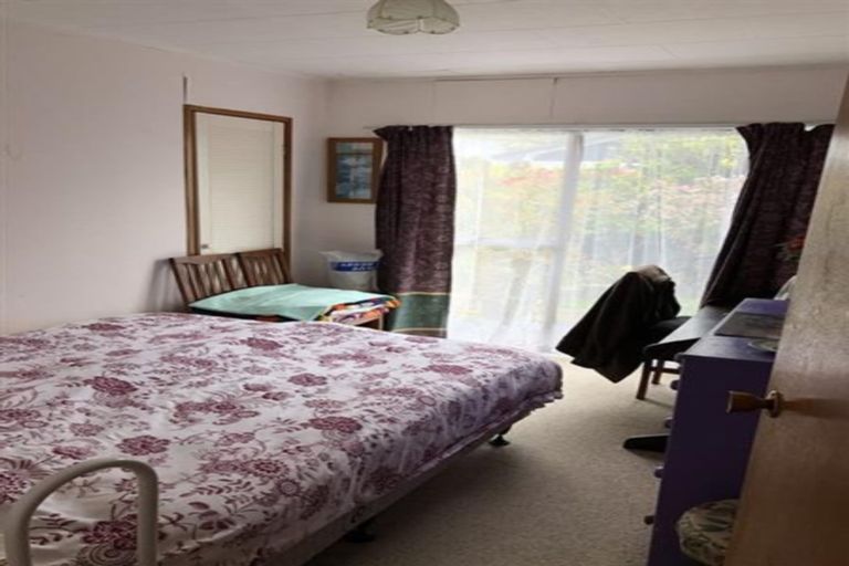 Photo of property in 2/142 Cascades Road, Pakuranga Heights, Auckland, 2010