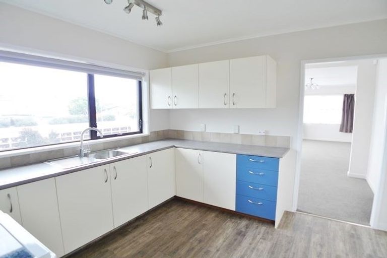 Photo of property in 68 Donovan Street, Blockhouse Bay, Auckland, 0600