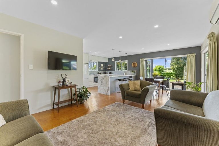 Photo of property in 646 No 2 Line, Fordell, 4572