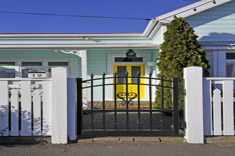 Photo of property in 12 Sale Street, Napier South, Napier, 4110