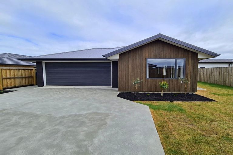 Photo of property in 8 Wigmore Crescent, Rolleston, 7615
