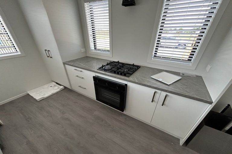 Photo of property in 42 Evergreen Parade, Rosehill, Papakura, 2113